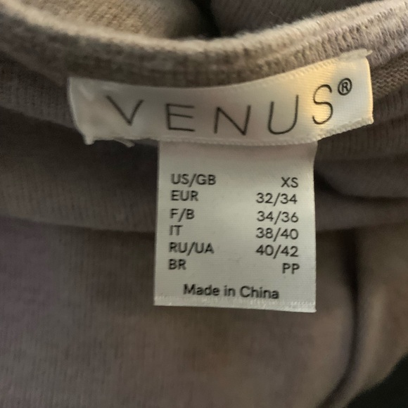 Cold-shoulder pant set pant styling complete the look of casual chic NWT - Picture 12 of 12